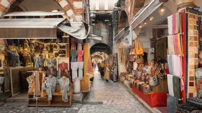 Istanbul Shopping Guide: Grand Bazaar, Spice Mar