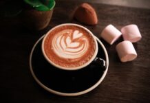 Istanbul’s Best Cafés: Specialty Coffee, Rooftop Views, and Hidden Spots Istanbul's Best Cafés: Specialty Coffee, Rooftop