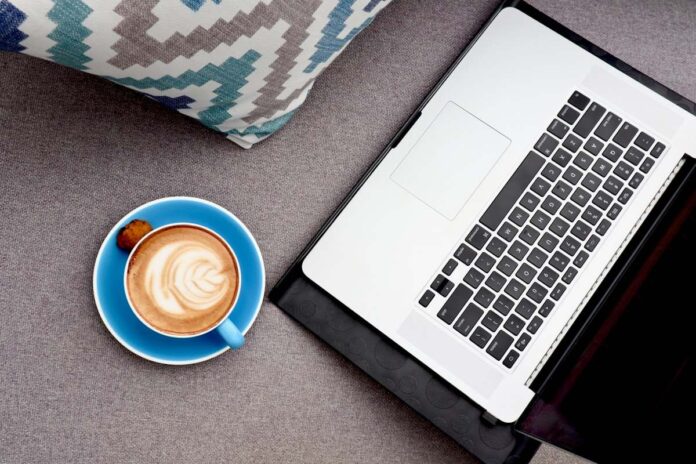 Istanbul Digital Nomad Guide: Coworking, Interne