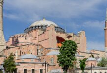 Best Historic Sites in Istanbul: A Traveler’s Guide Hagia Sophia in Istanbul, one of the most iconic historical landmarks in Turkey