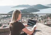 One Month in Istanbul: The Ultimate 30-Day Itinerary Digital nomad working remotely with a laptop while enjoying a long stay abroad