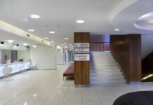 All-Inclusive Medical Tourism Packages in Istanbul: What’s Actually Included Modern hospital reception desk for international patients