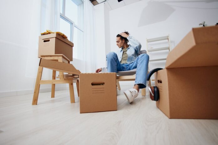 things-i-wish-i-knew-moving-istanbul Expat moving into a new apartment in Istanbul